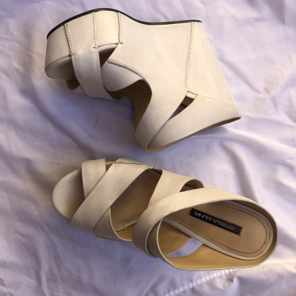 Stella Luna White Platform Wedge Sandal - Picture 11 of 13